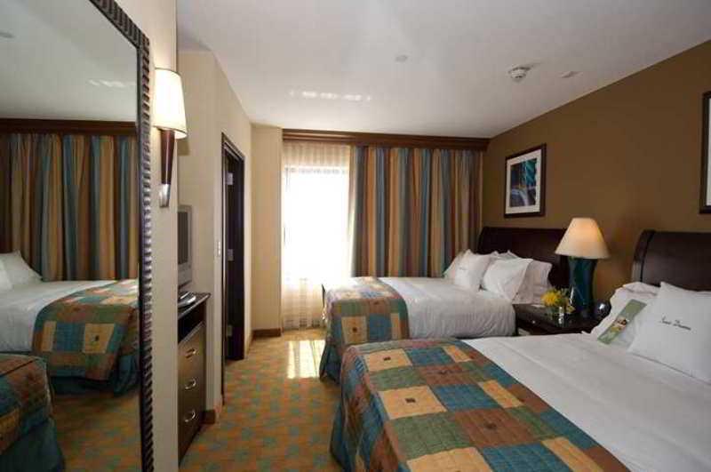 Doubletree Suites By Hilton Μπέντονβιλ Εξωτερικό φωτογραφία