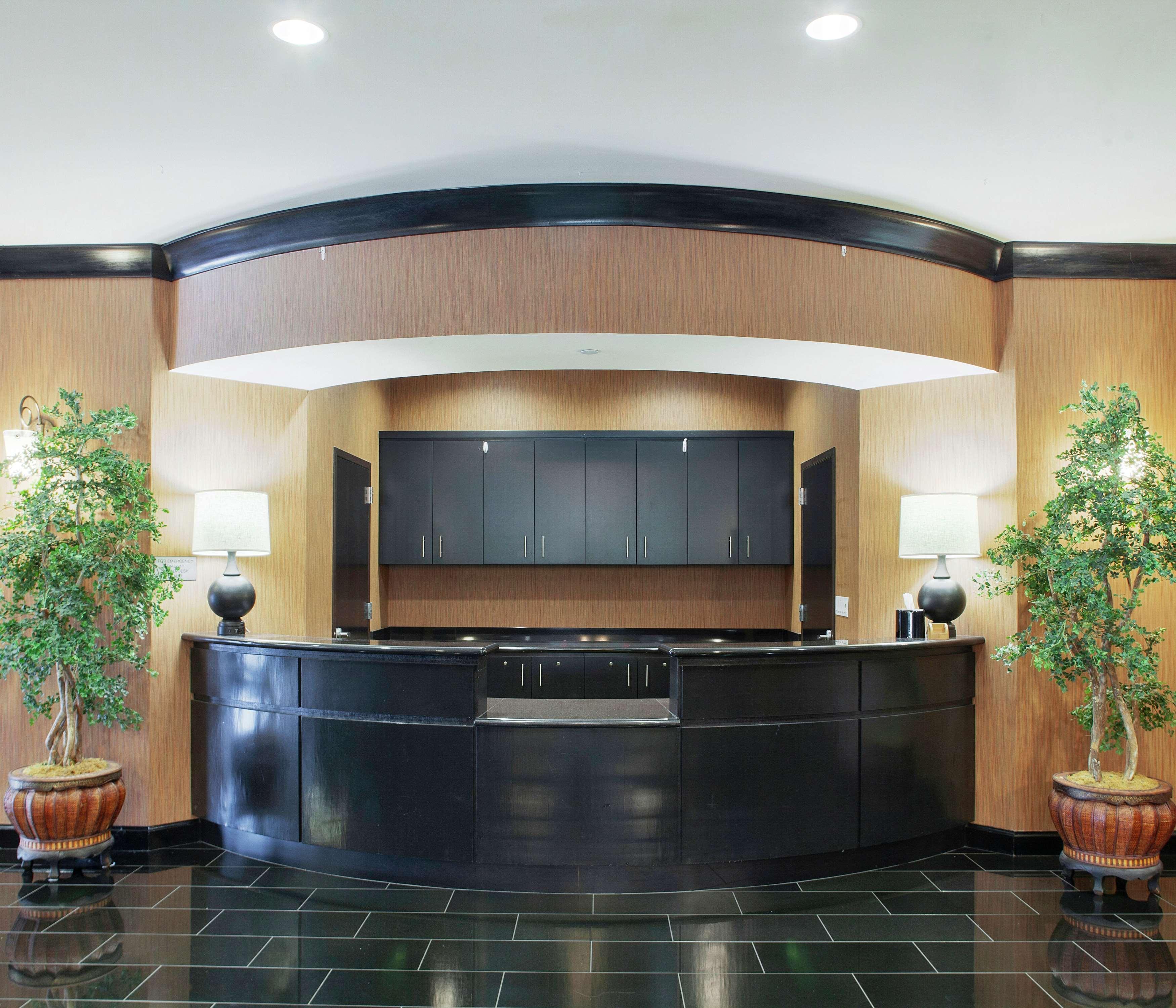 Doubletree Suites By Hilton Μπέντονβιλ Εξωτερικό φωτογραφία