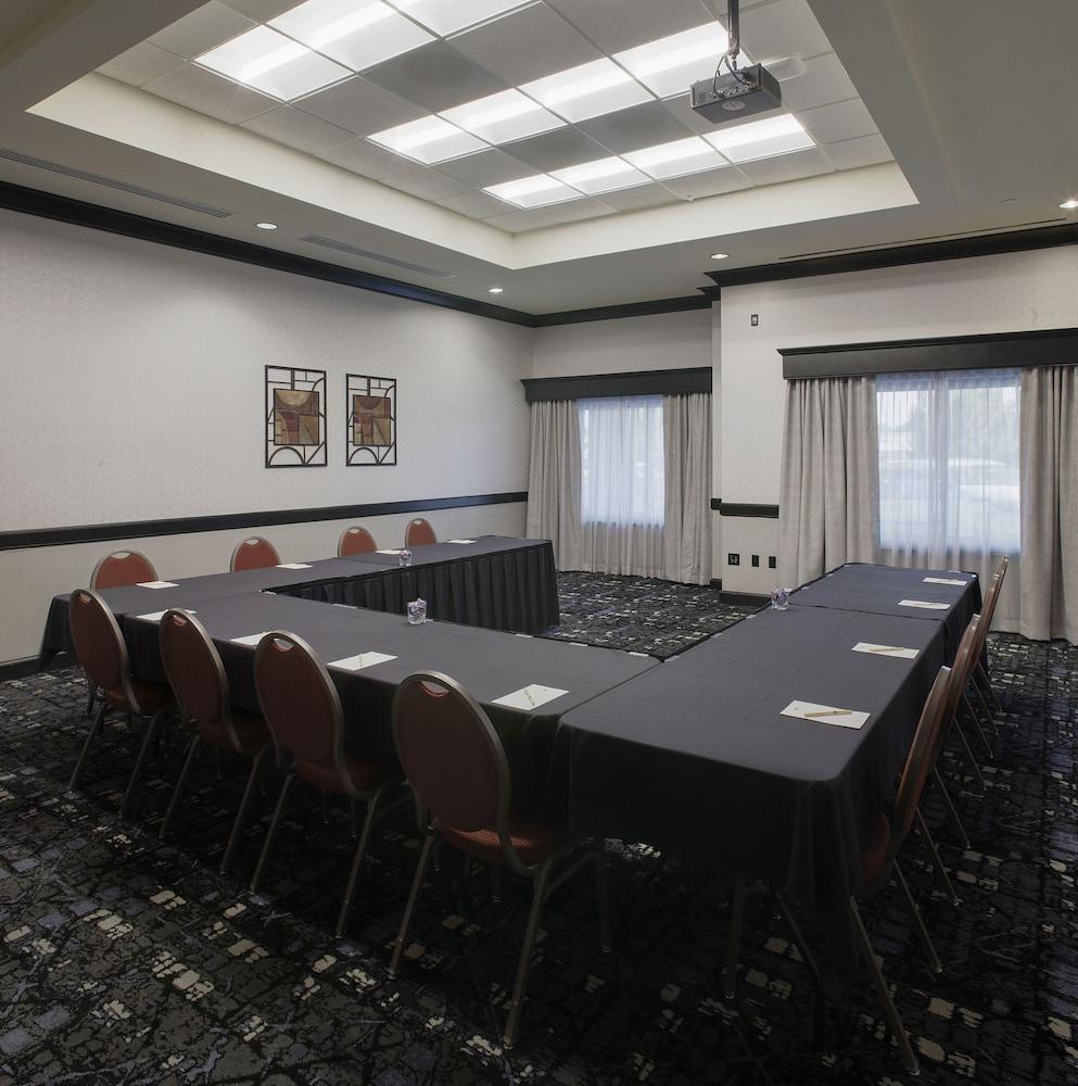 Doubletree Suites By Hilton Μπέντονβιλ Εξωτερικό φωτογραφία