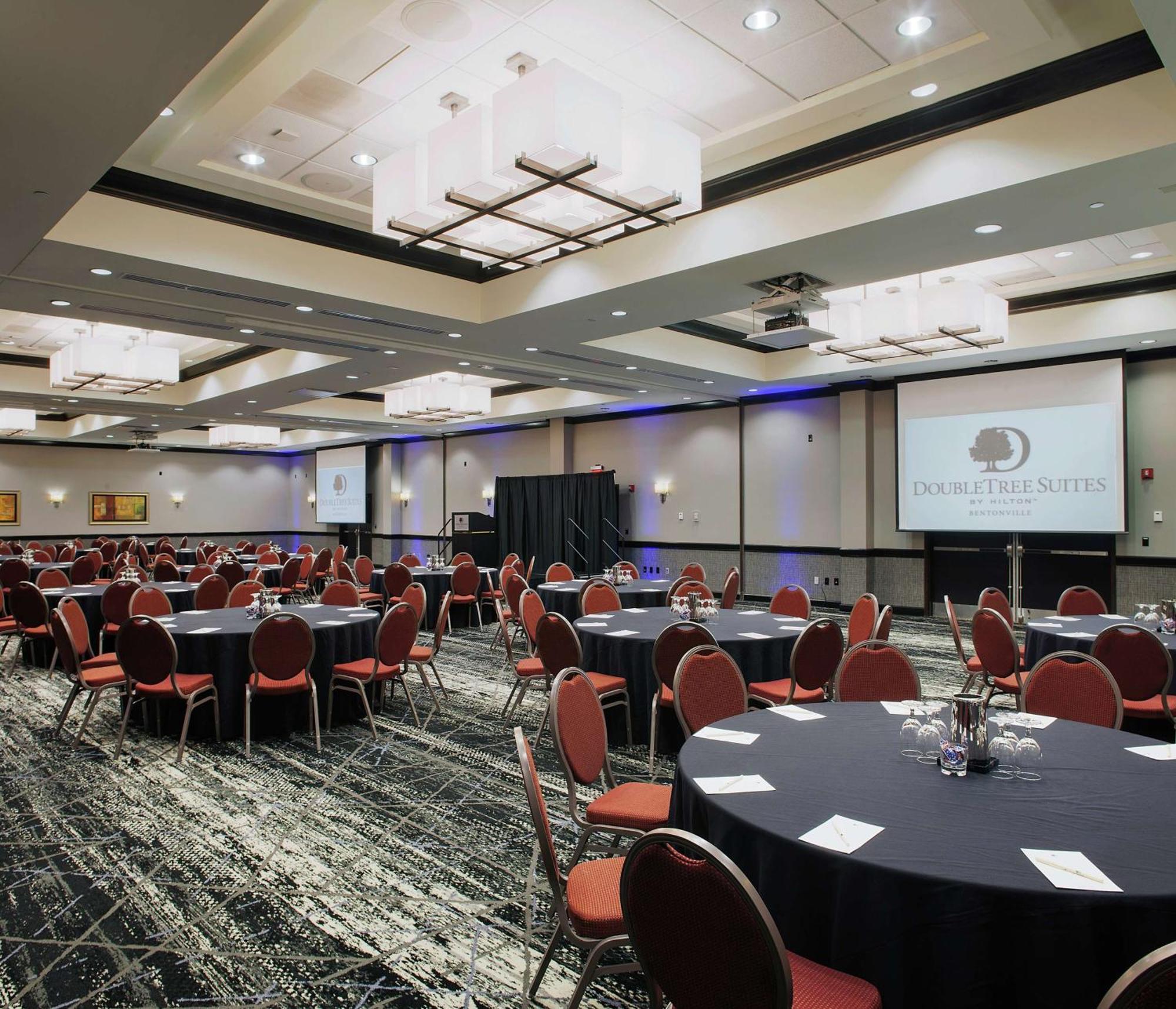Doubletree Suites By Hilton Μπέντονβιλ Εξωτερικό φωτογραφία