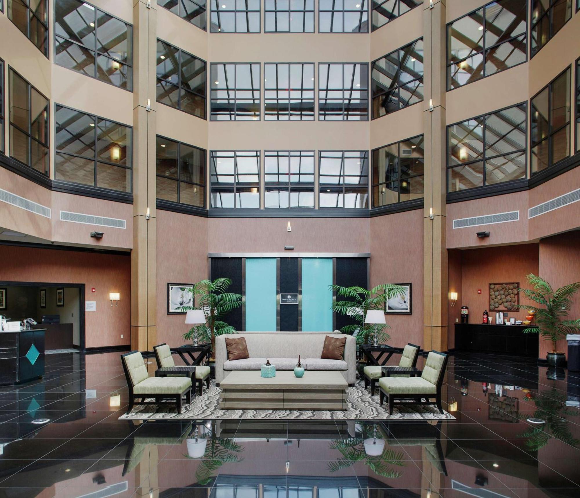 Doubletree Suites By Hilton Μπέντονβιλ Εξωτερικό φωτογραφία