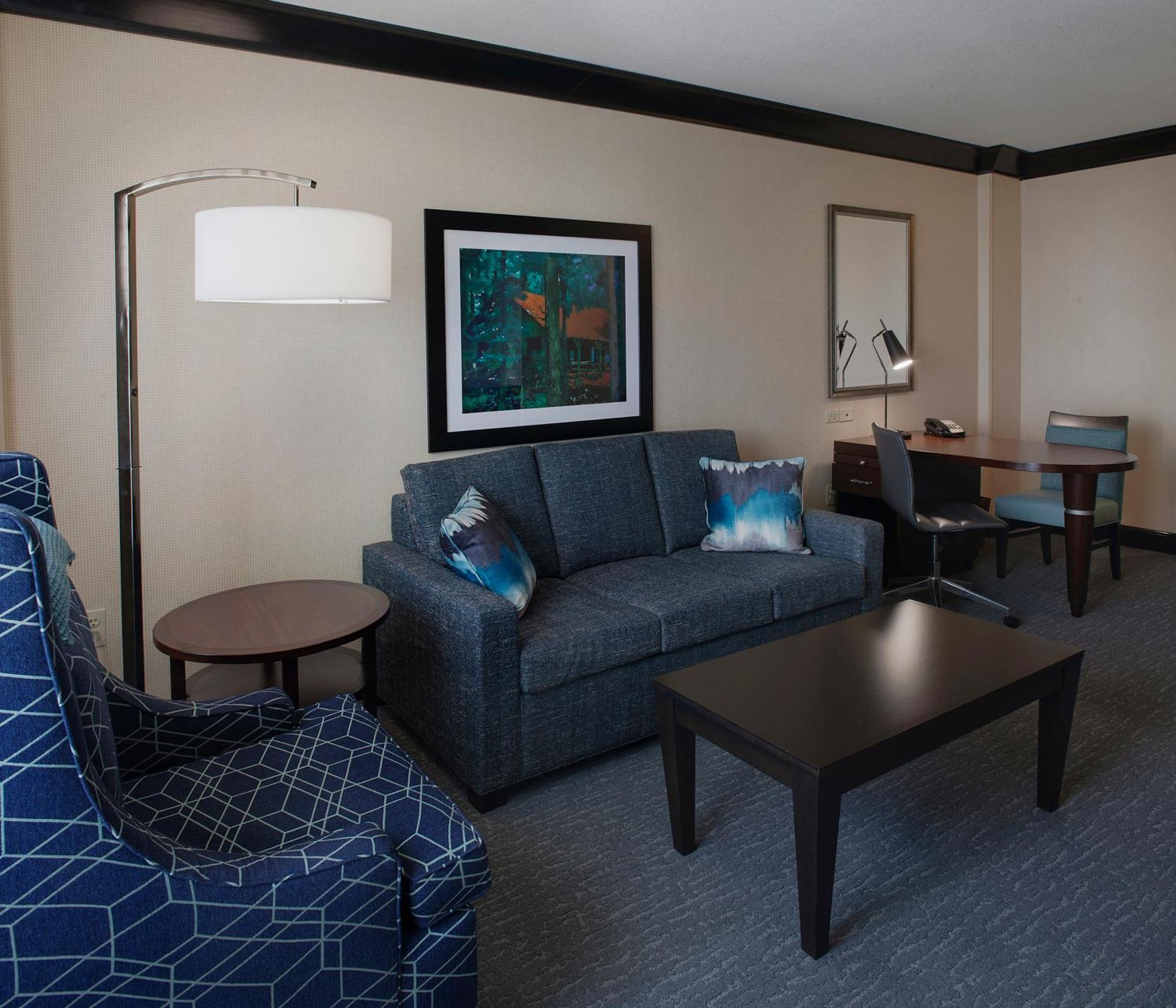 Doubletree Suites By Hilton Μπέντονβιλ Εξωτερικό φωτογραφία