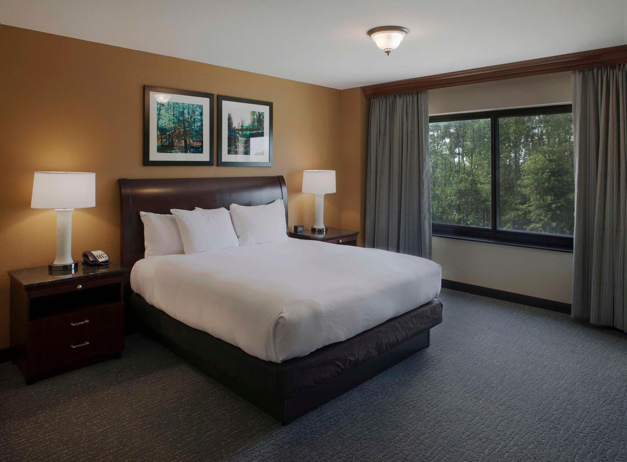 Doubletree Suites By Hilton Μπέντονβιλ Εξωτερικό φωτογραφία