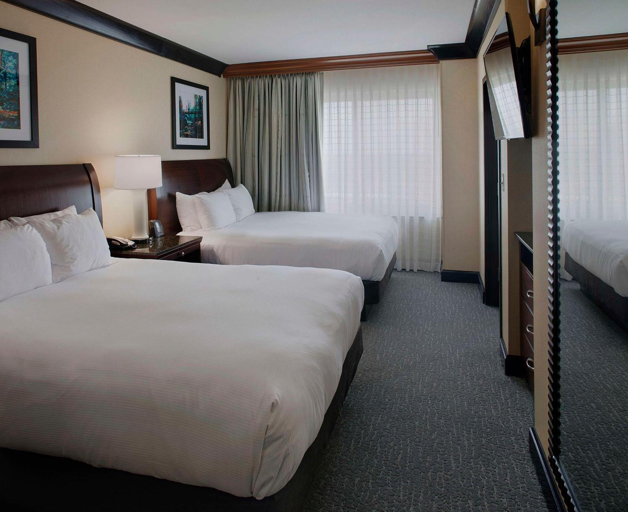 Doubletree Suites By Hilton Μπέντονβιλ Εξωτερικό φωτογραφία